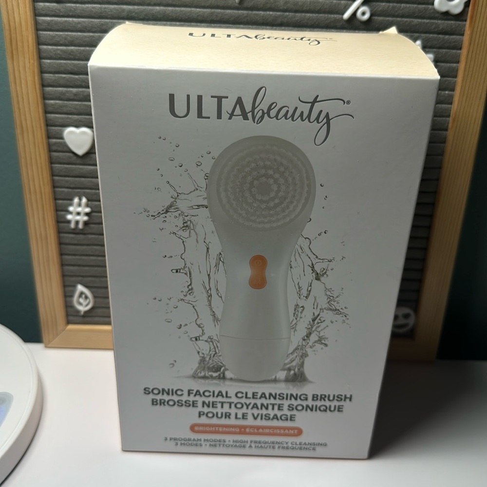 SONIC FACIAL CLEANSING BRUSH BROSSE NETTOYANTE SONIQUE POUR LE VISAGE